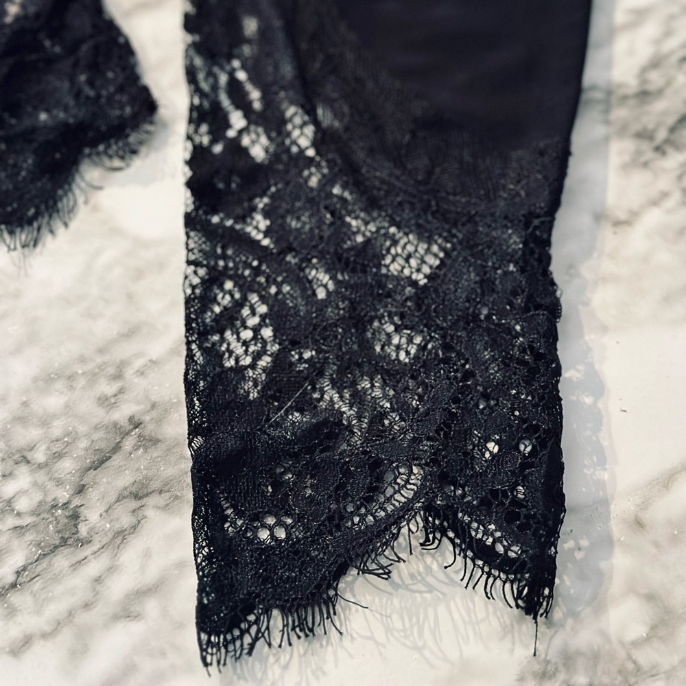 NWT - Size Large Black lace and mesh long-sleeve cutout bodysuit - Picture 7 of 12